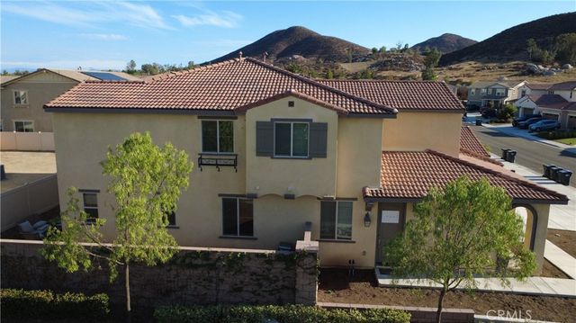 27216 Old Miner Circle, Menifee, CA 92585