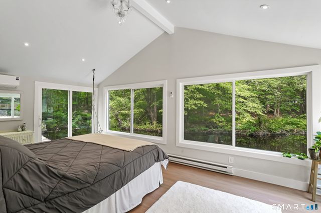 82 Newtown Turnpike, Weston, CT 06883