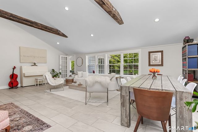 82 Newtown Turnpike, Weston, CT 06883
