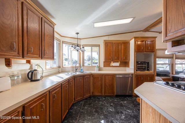 4353 Twin Lakes Drive, Melbourne, FL 32934