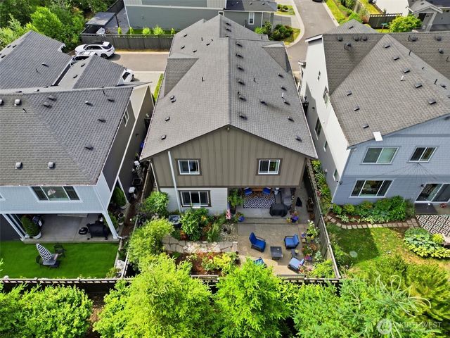 23546 Granite Court, Black Diamond, WA 98010