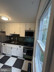 7849 MILL RD #2, Elkins Park, PA 19027