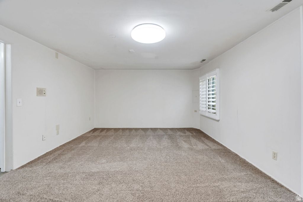 Image 20 of property listing at 221 E 4735 N, Provo, UT 84604