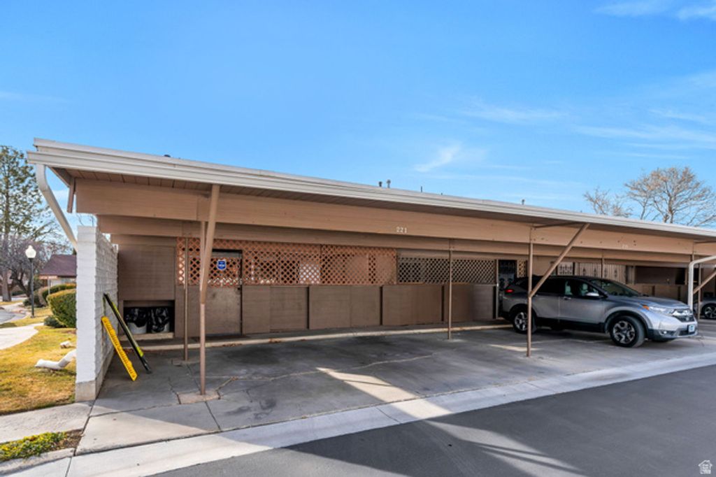 Image 30 of property listing at 221 E 4735 N, Provo, UT 84604