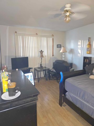 8103 Gladys Lane, Palos Hills, IL 60465