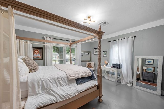 2923 Live Oak Avenue, Waco, TX 76708