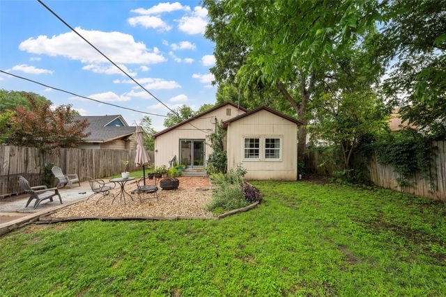 2923 Live Oak Avenue, Waco, TX 76708