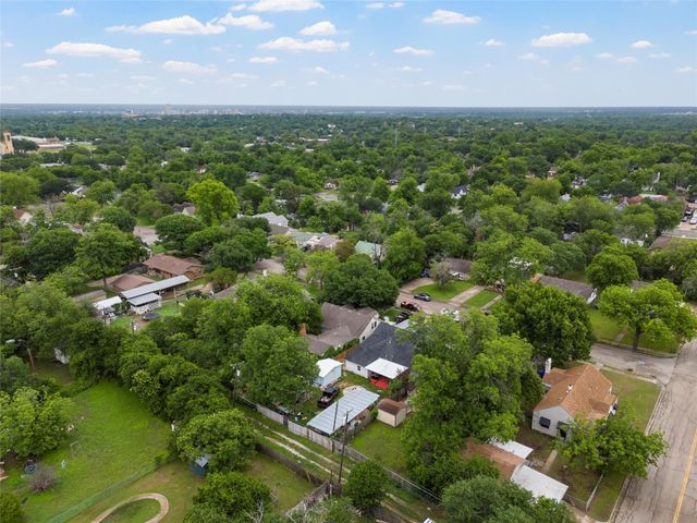 2923 Live Oak Avenue, Waco, TX 76708
