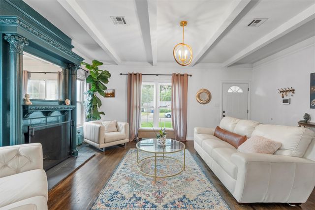 2923 Live Oak Avenue, Waco, TX 76708