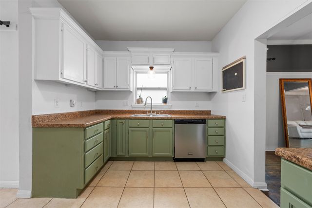 2923 Live Oak Avenue, Waco, TX 76708