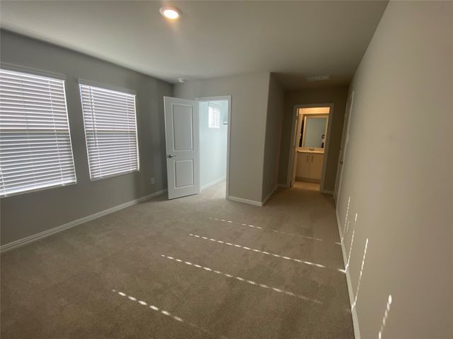2129 Mustang Way, Seagoville, TX 75159
