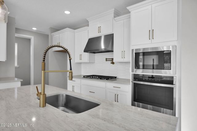 345 SEAMARK Drive, Ponte Vedra, FL 32081