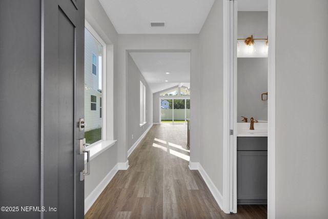 345 SEAMARK Drive, Ponte Vedra, FL 32081