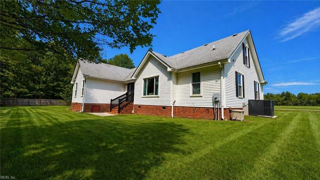 201 Byrd ST, Suffolk, VA 23434