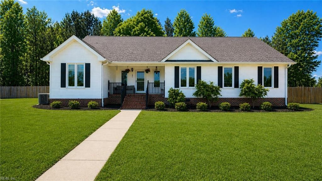 201 Byrd ST, Suffolk, VA 23434