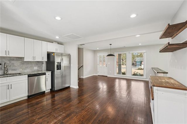 732 Earl Street SE, Marietta, GA 30067
