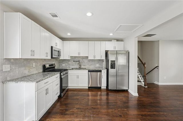 732 Earl Street SE, Marietta, GA 30067