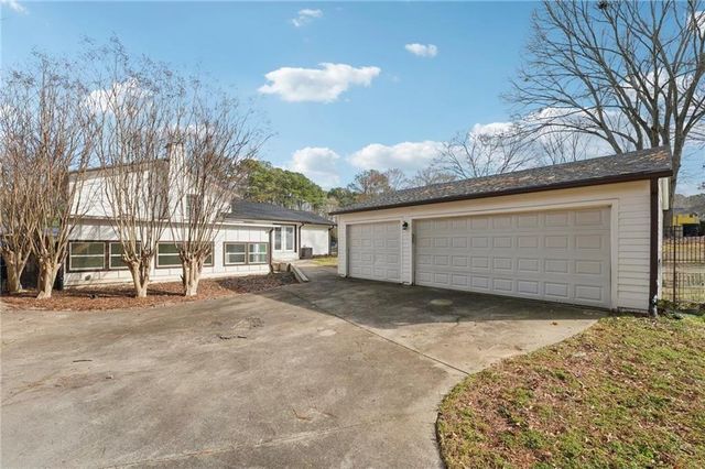 732 Earl Street SE, Marietta, GA 30067