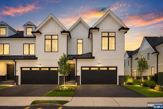 16 Feldman, Paramus, NJ 07652