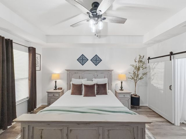 208 Crest Lane, Decatur, TX 76234