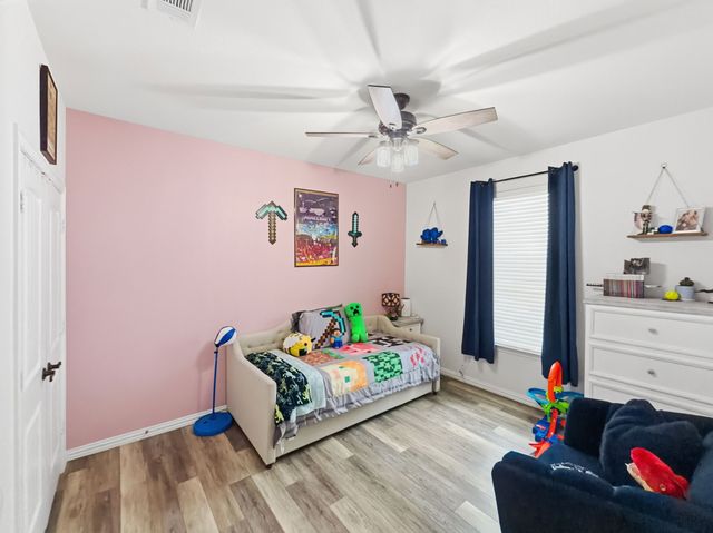 208 Crest Lane, Decatur, TX 76234