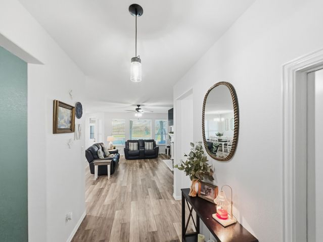 208 Crest Lane, Decatur, TX 76234