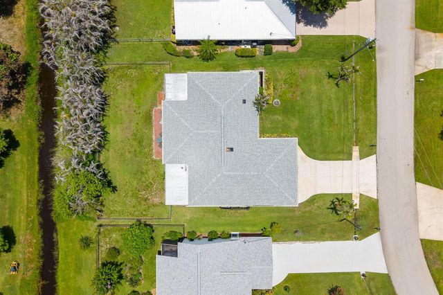 1423 SE PITCHER Road, Port St. Lucie, FL 34952