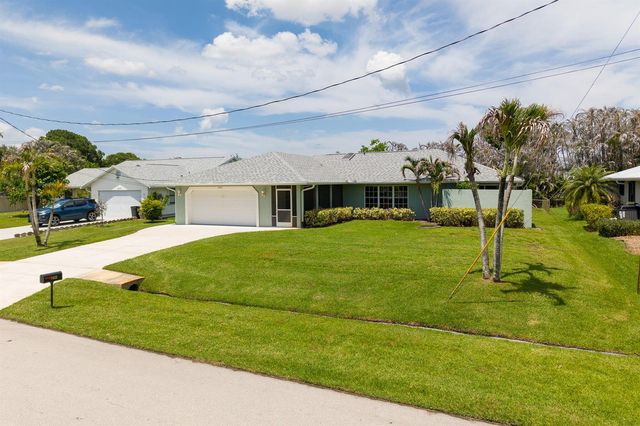 1423 SE PITCHER Road, Port St. Lucie, FL 34952