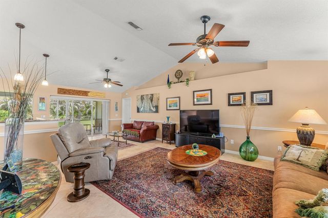 1423 SE PITCHER Road, Port St. Lucie, FL 34952