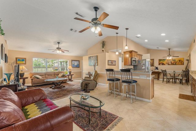 1423 SE PITCHER Road, Port St. Lucie, FL 34952