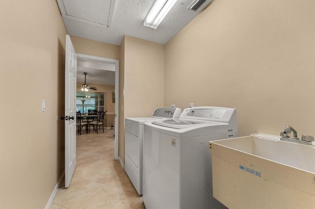 1423 SE PITCHER Road, Port St. Lucie, FL 34952