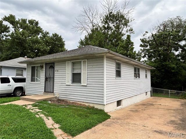 9710 Balboa Drive, St Louis, MO 63136