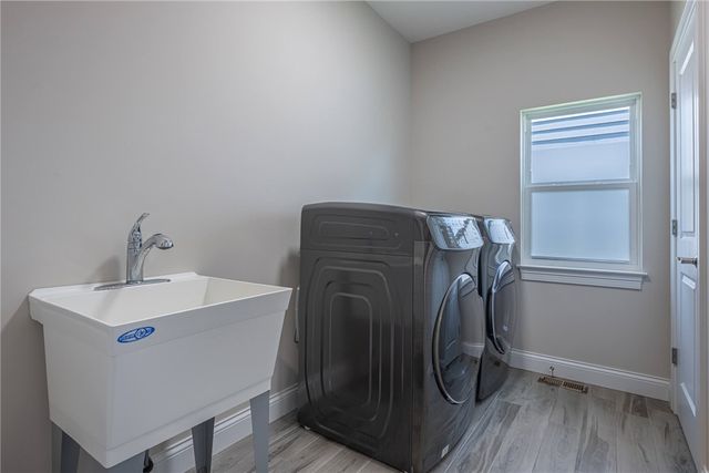 1135 Petrus Court, Clearcreek Twp, OH 45458
