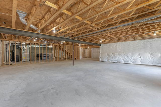 1135 Petrus Court, Clearcreek Twp, OH 45458
