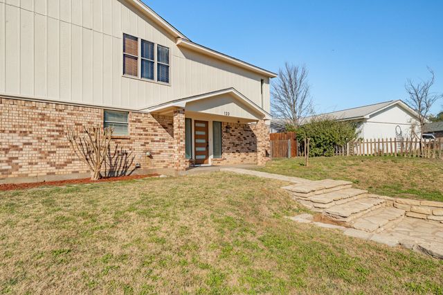 122 Heritage Trail, Granbury, TX 76048