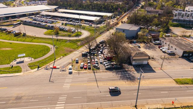 1805 Nolensville Rd, Nashville, TN 37210