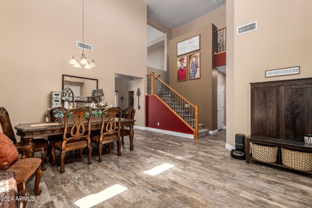 6084 W YORKTOWN Way, Florence, AZ 85132