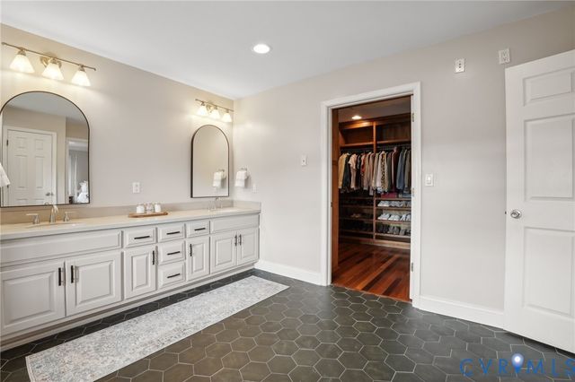 20145 Hunnicut Rd, Dinwiddie, VA 23803