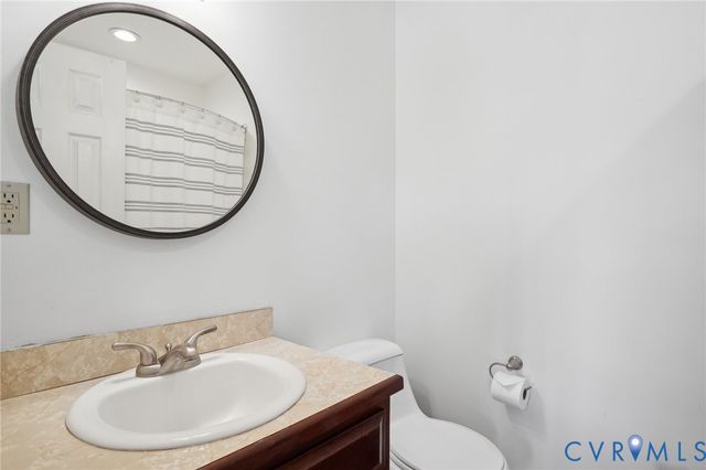 20145 Hunnicut Rd, Dinwiddie, VA 23803