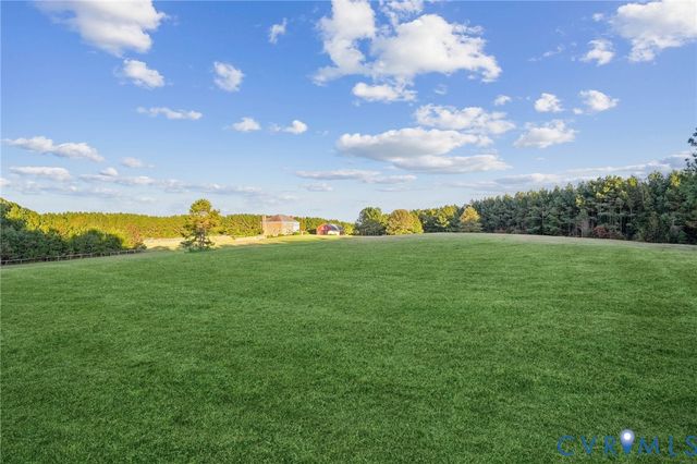 20145 Hunnicut Rd, Dinwiddie, VA 23803