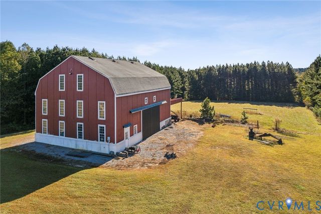 20145 Hunnicut Rd, Dinwiddie, VA 23803