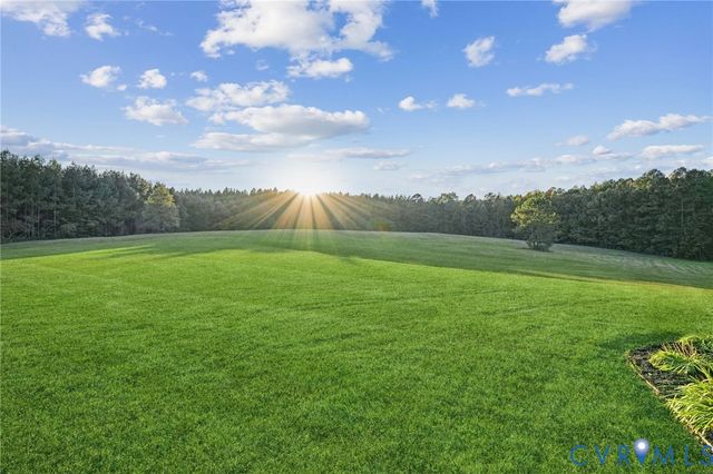 20145 Hunnicut Rd, Dinwiddie, VA 23803