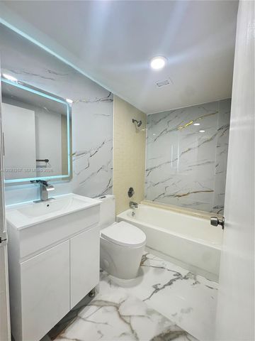 8290 Lake Dr 130, Doral, FL 33166