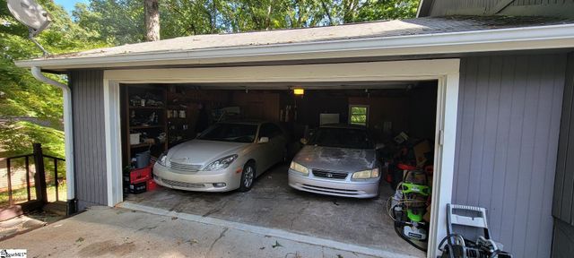 6 Ivy Court, Seneca, SC 29678