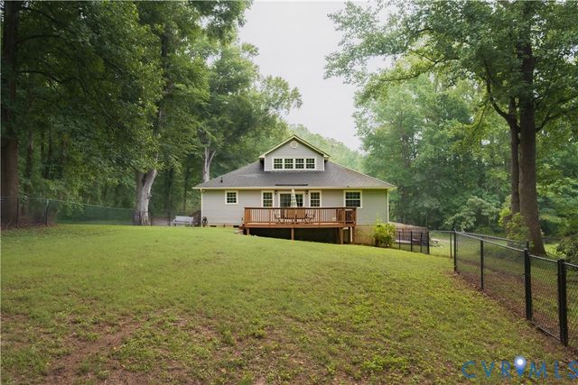 10003 Holly Rd, Mechanicsville, VA 23116