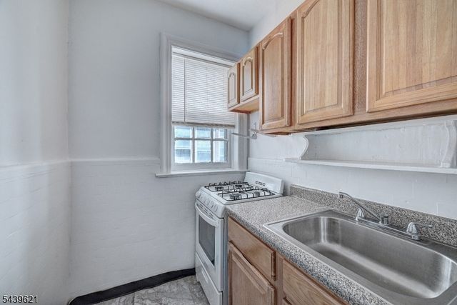 55 Randolph Place Unit 207 207, City Of Orange Twp., NJ 07079