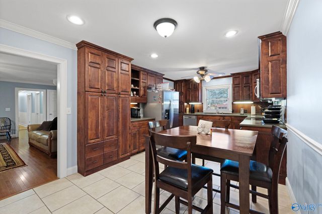 367 Arbor Acres Road, Albertville, AL 35951