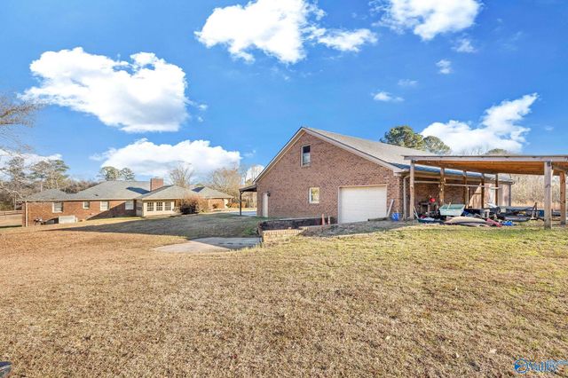 367 Arbor Acres Road, Albertville, AL 35951