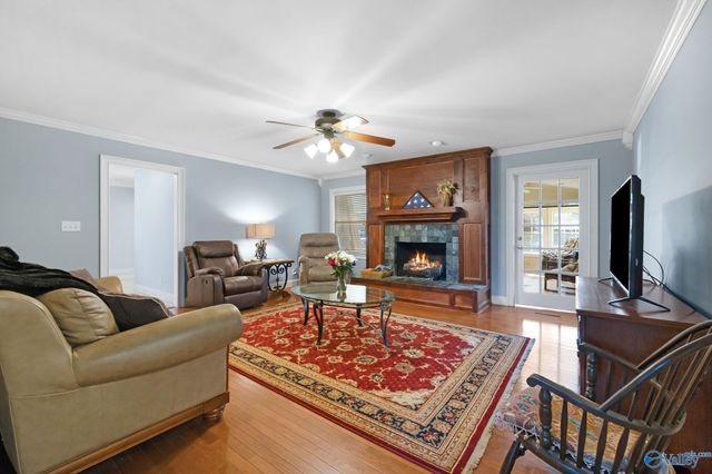 367 Arbor Acres Road, Albertville, AL 35951