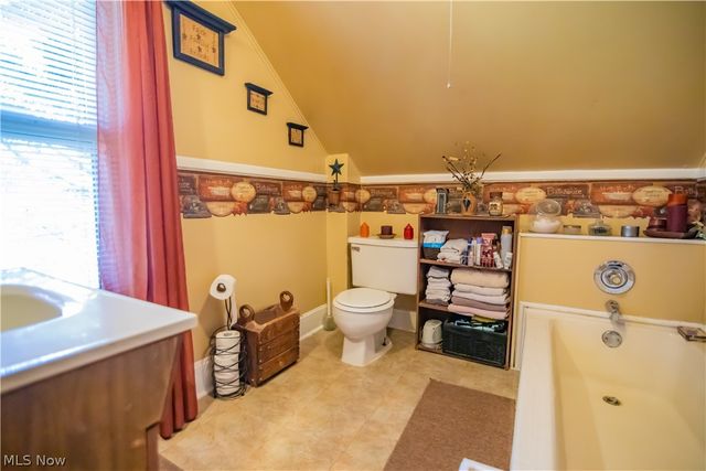 425 Hill Street, Parkersburg, WV 26104